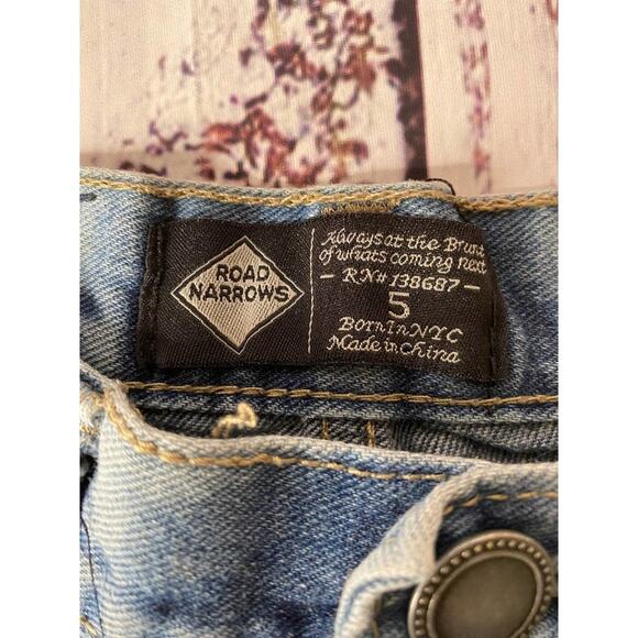 Road Narrows Blue Jean Shorts Boys Sz 5 - Picture 2 of 8